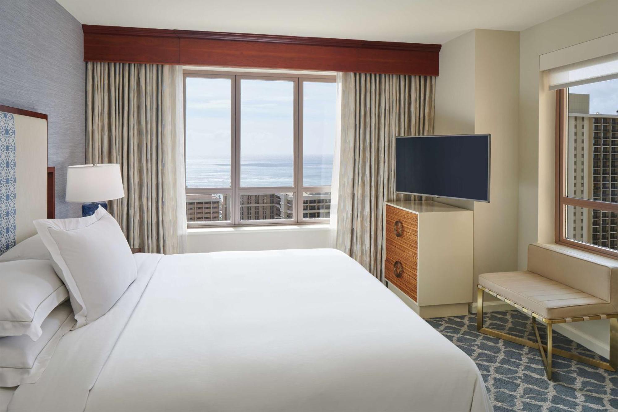 Отель Hilton Grand Vacations Club Grand Waikikian Гонолулу Экстерьер фото